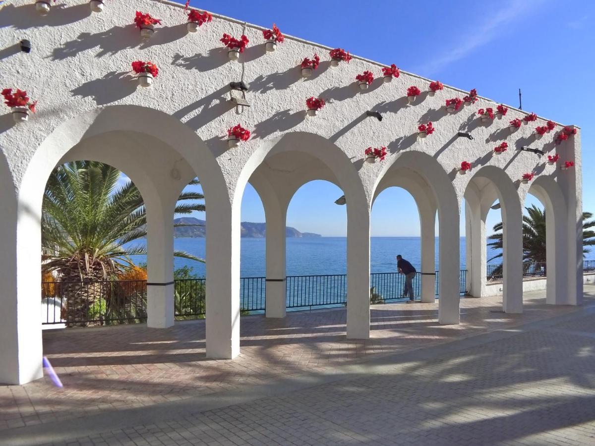 R838 Capistrano Playa 213 Apartment Nerja Exterior photo